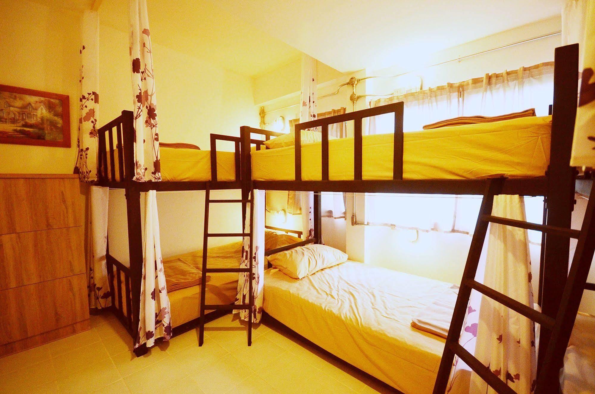 Early Bird Hostel Ayutthaya Exterior photo